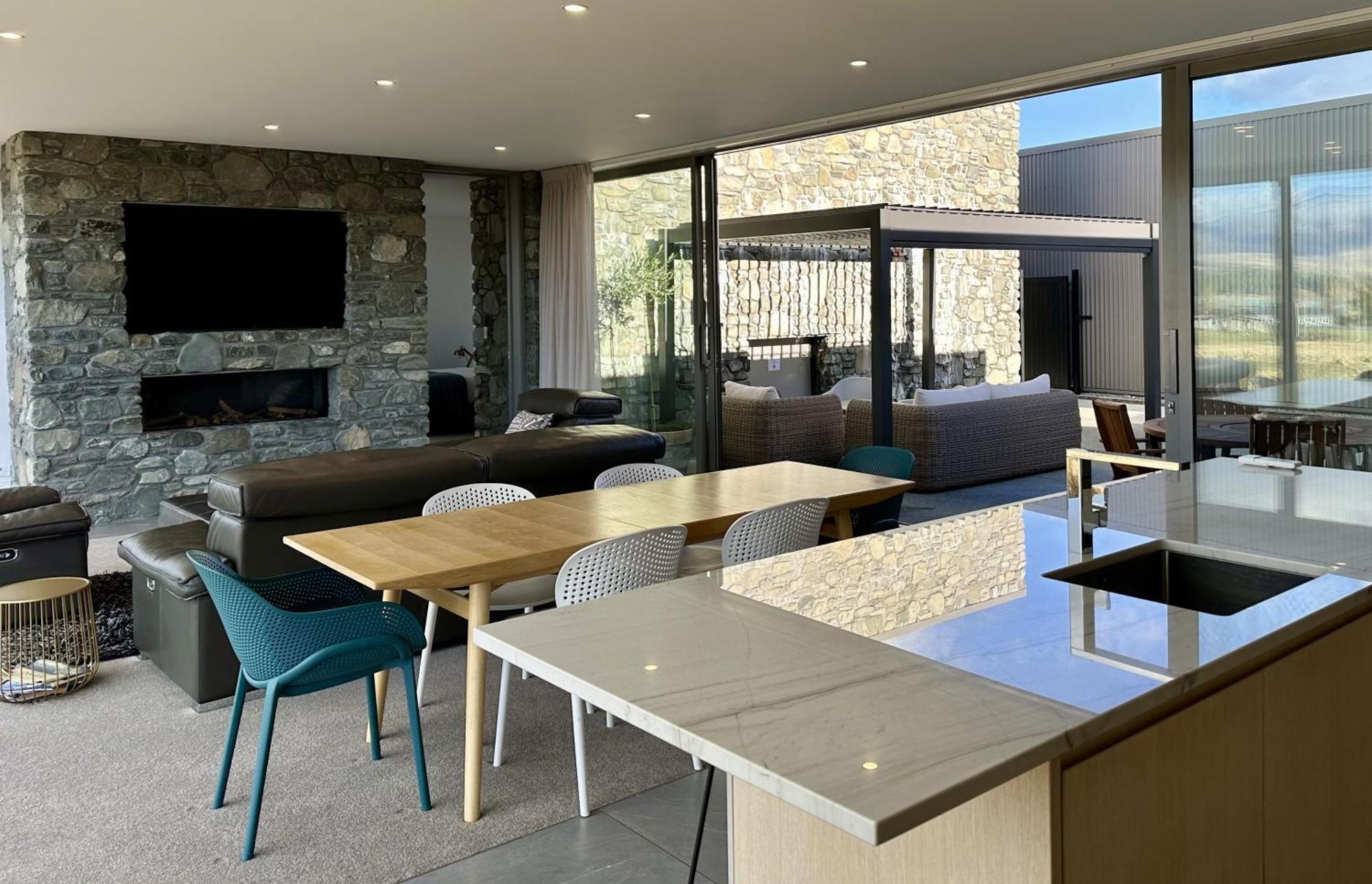 Luxury Lakeview Apartment - Lake Tekapo Exterior photo
